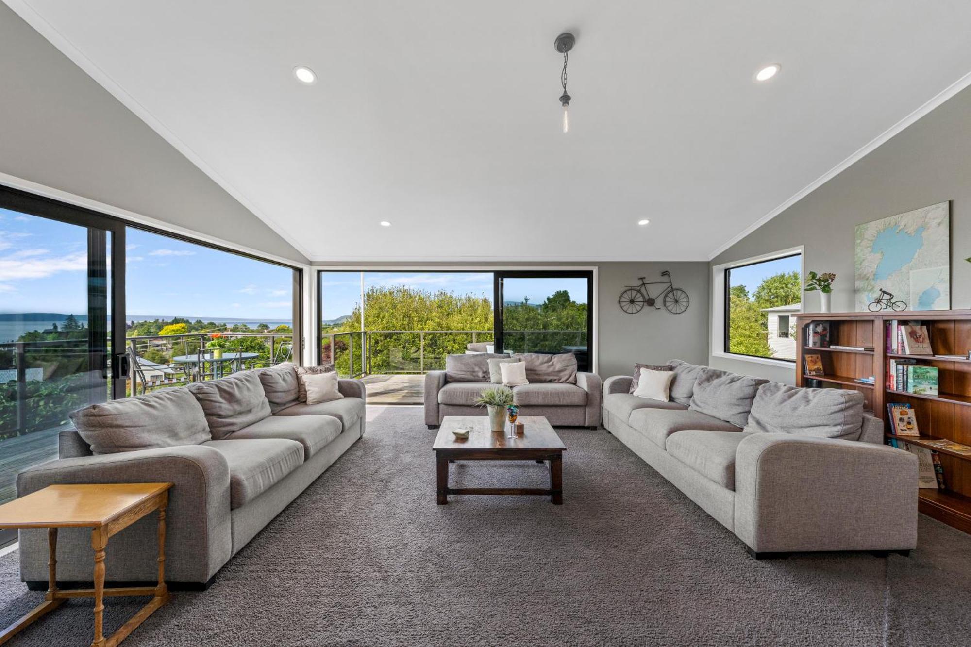 Ngaio Views - Lake Taupo Holiday Home المظهر الخارجي الصورة